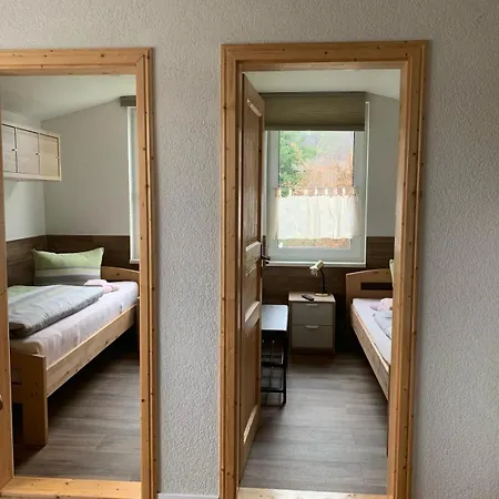 Apartment Unterkuenfte Am Rennsteigbeginn Bei